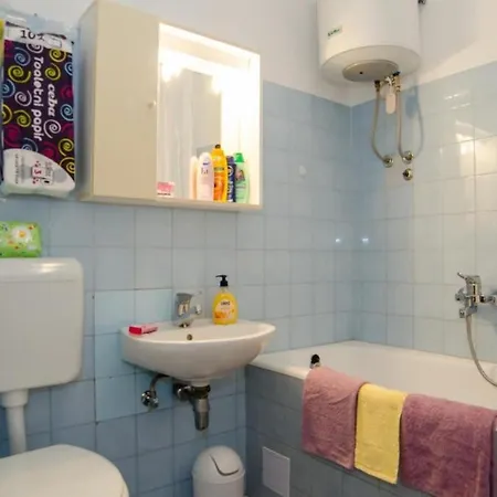 Srecko- Two Bedroom With Terrace And Sea View *