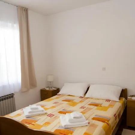 Srecko- Two Bedroom With Terrace And Sea View *
